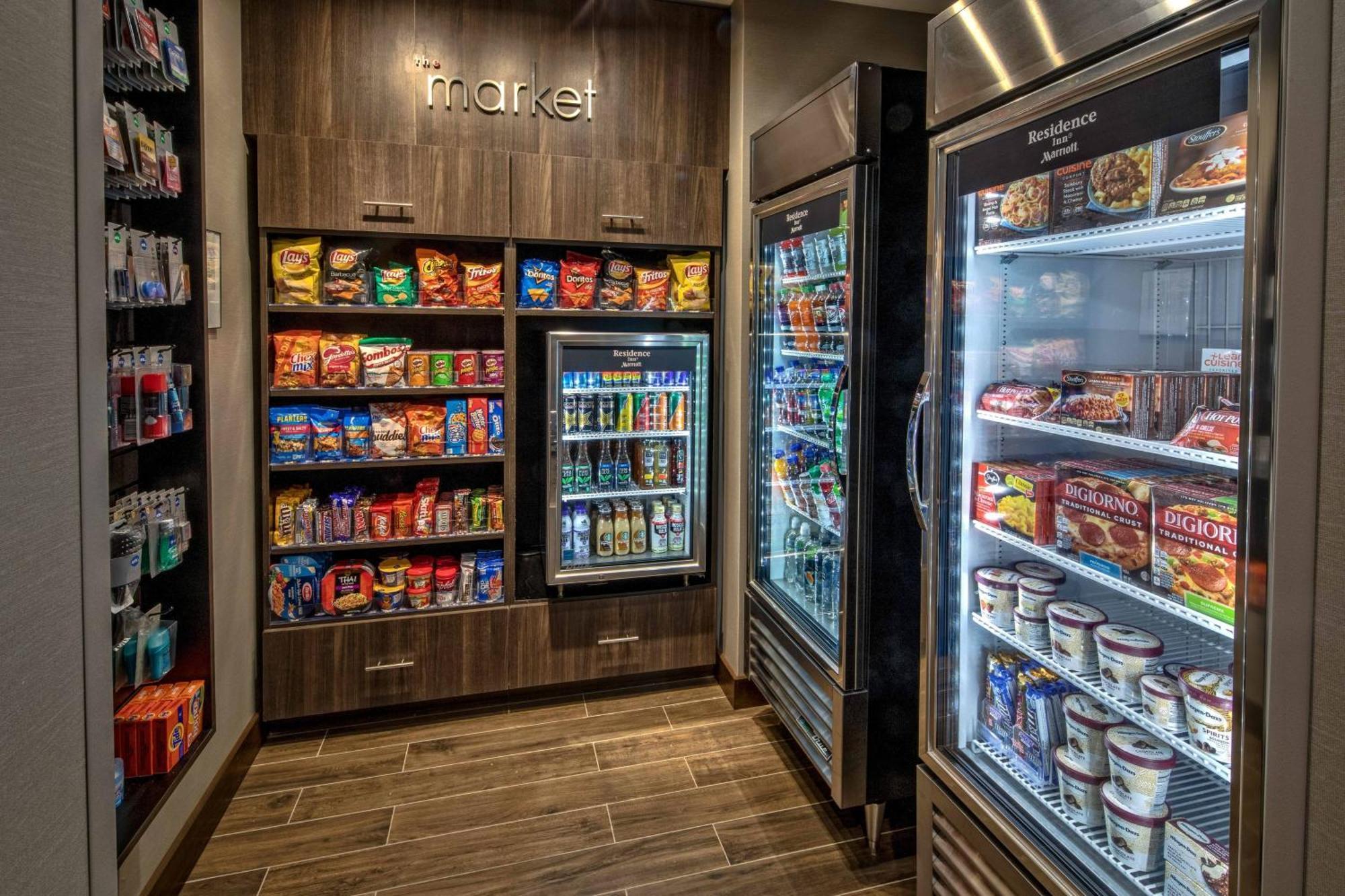 Residence Inn By Marriott Tulsa Midtown Экстерьер фото