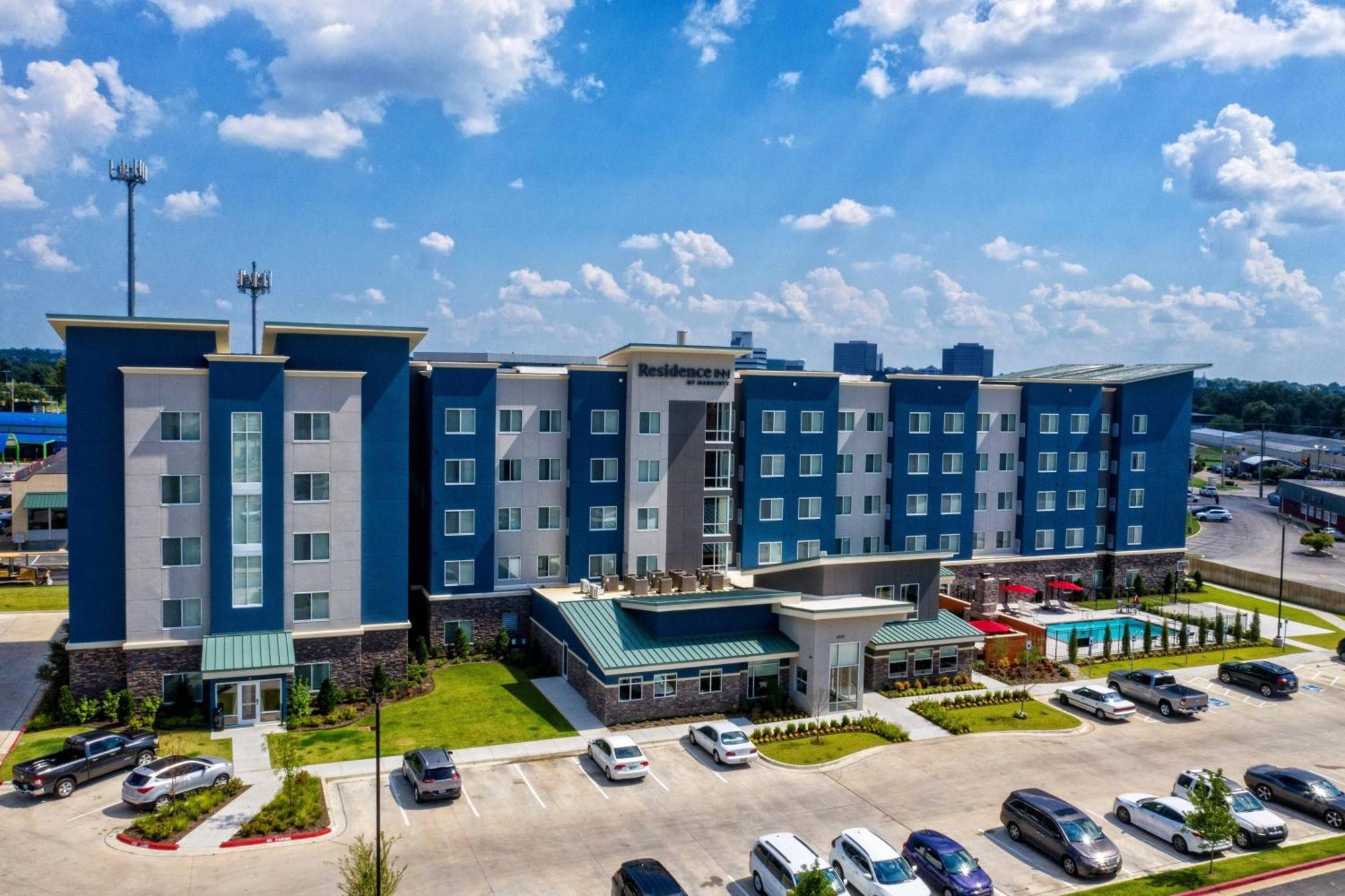 Residence Inn By Marriott Tulsa Midtown Экстерьер фото