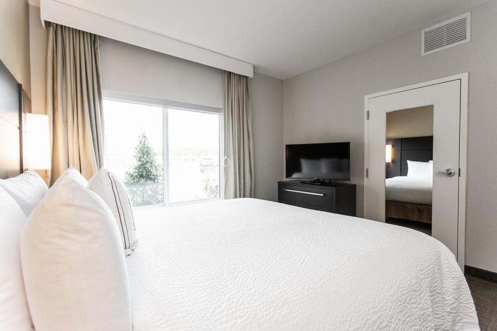 Residence Inn By Marriott Tulsa Midtown Экстерьер фото
