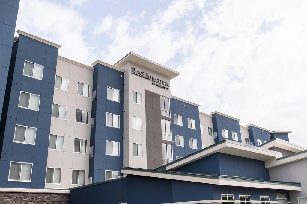 Residence Inn By Marriott Tulsa Midtown Экстерьер фото